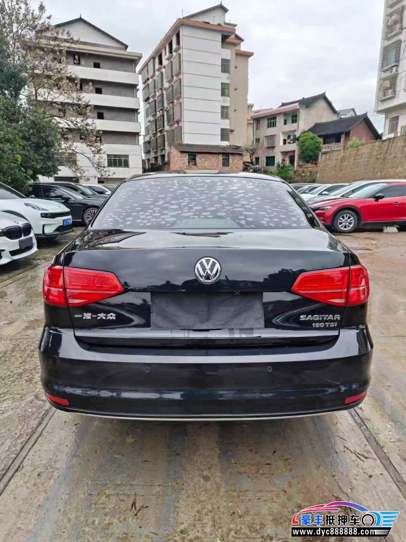 17年大众速腾轿车抵押车出售