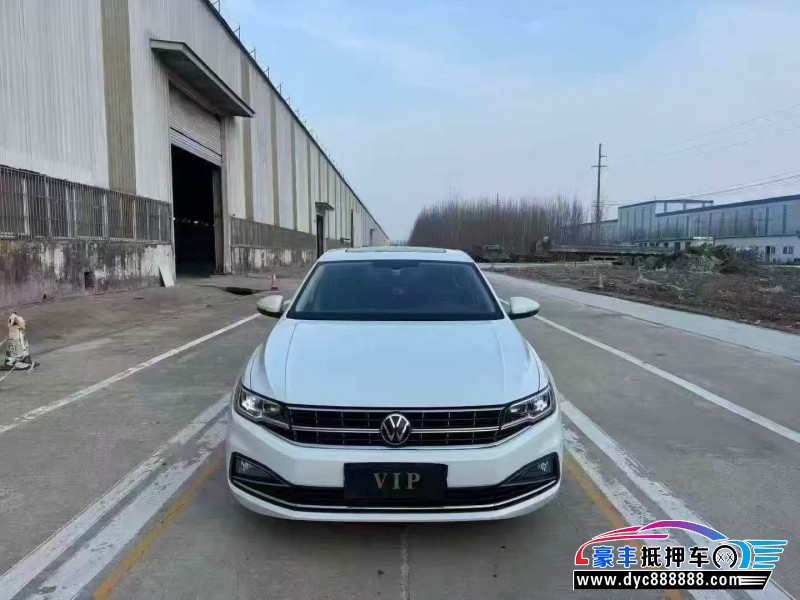 抵押车出售21年大众宝来轿车