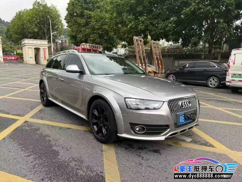 14年奥迪A4轿车抵押车出售