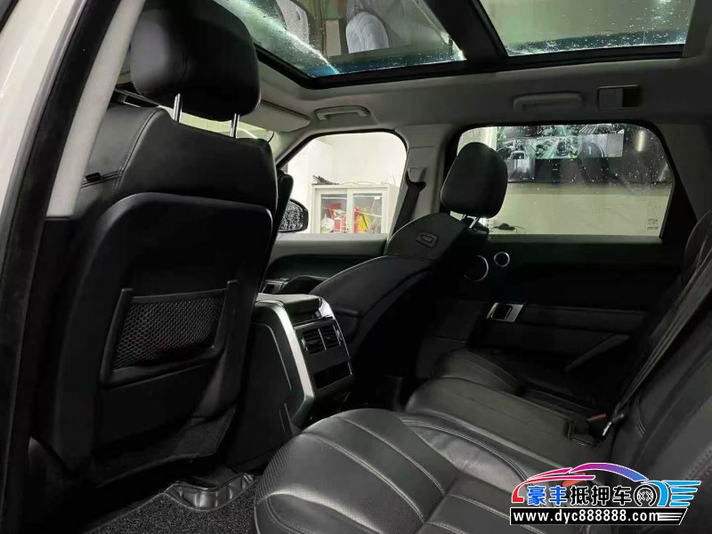 16年路虎揽胜运动轿车抵押车出售