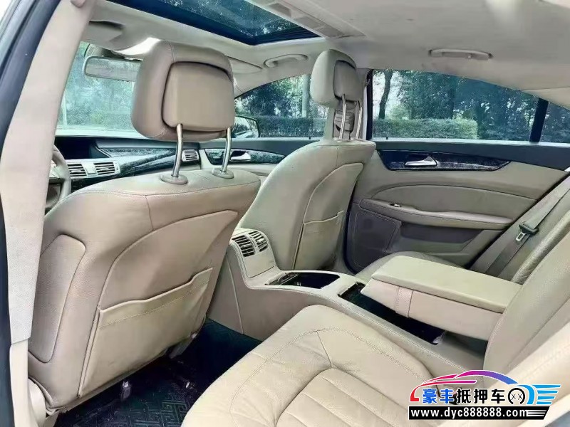 12年奔驰CLS轿车抵押车出售