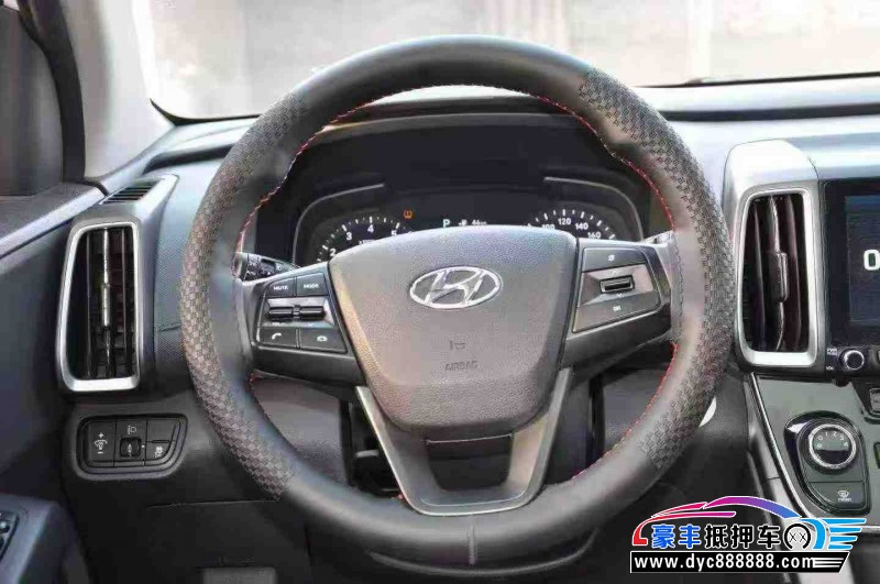 18年现代ix35轿车抵押车出售