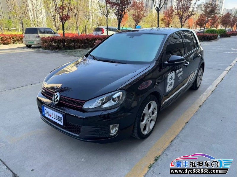 14年大众高尔夫轿车抵押车出售