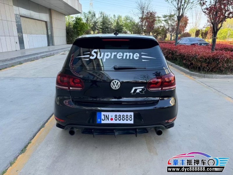 14年大众高尔夫轿车抵押车出售