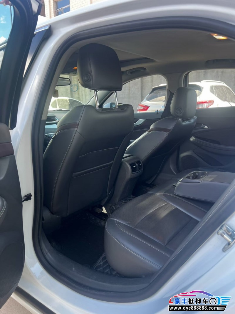 18年雪佛兰迈锐宝轿车抵押车出售