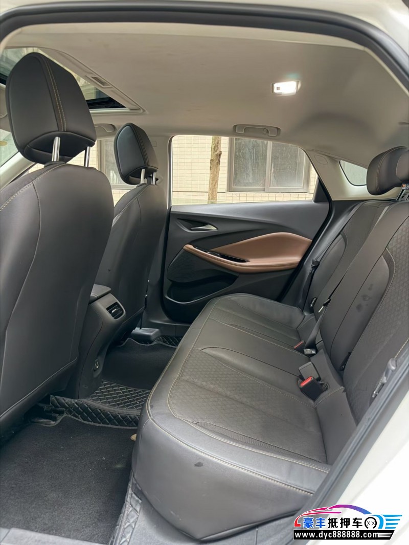 22年别克威朗轿车抵押车出售