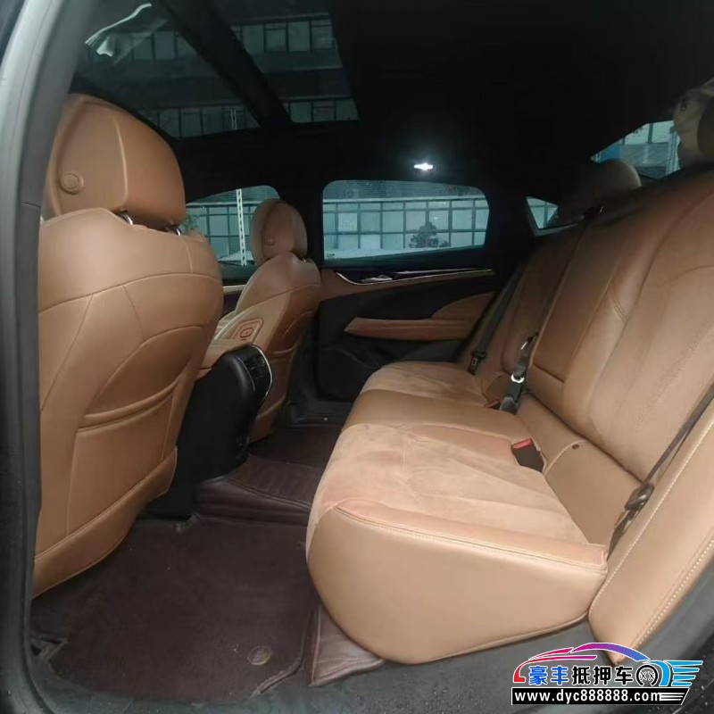 20年别克君越轿车抵押车出售