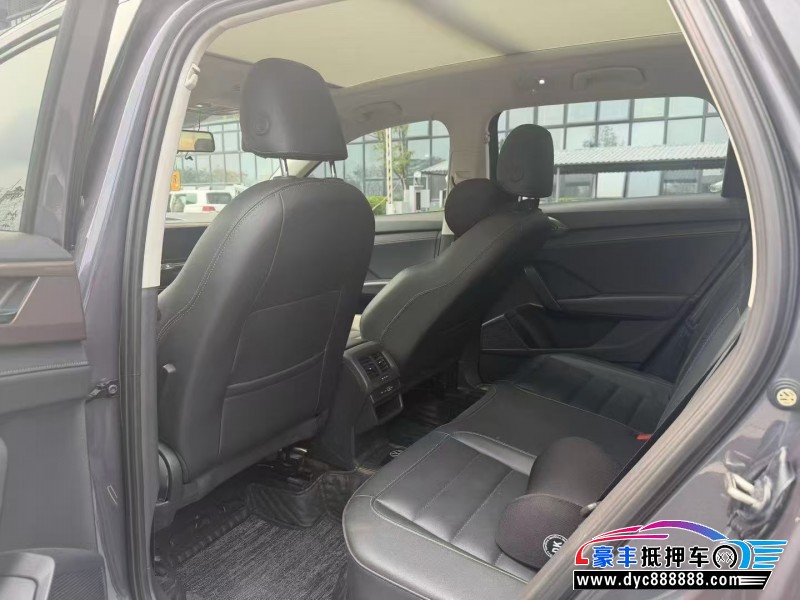 22年大众途岳轿车抵押车出售