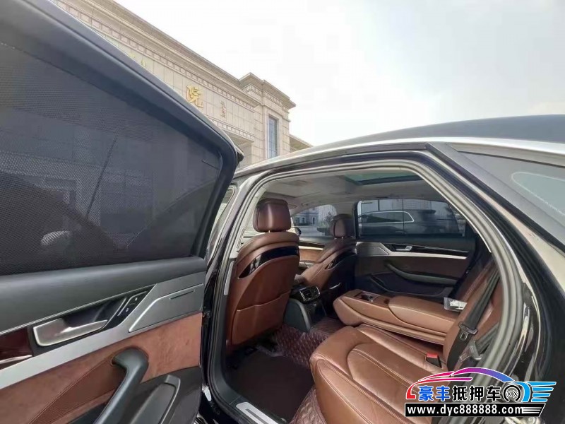 13年奥迪A8L轿车抵押车出售