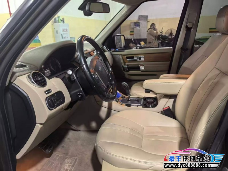 12年路虎发现4轿车抵押车出售