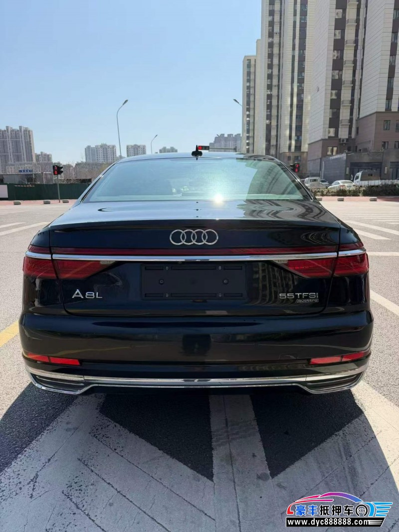 18年奥迪A8L轿车抵押车出售