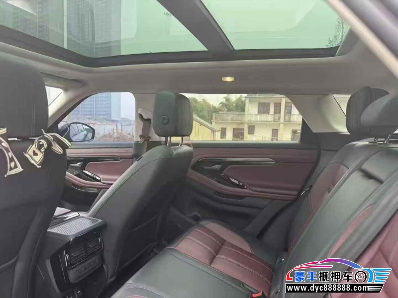 22年路虎揽胜极光轿车抵押车出售