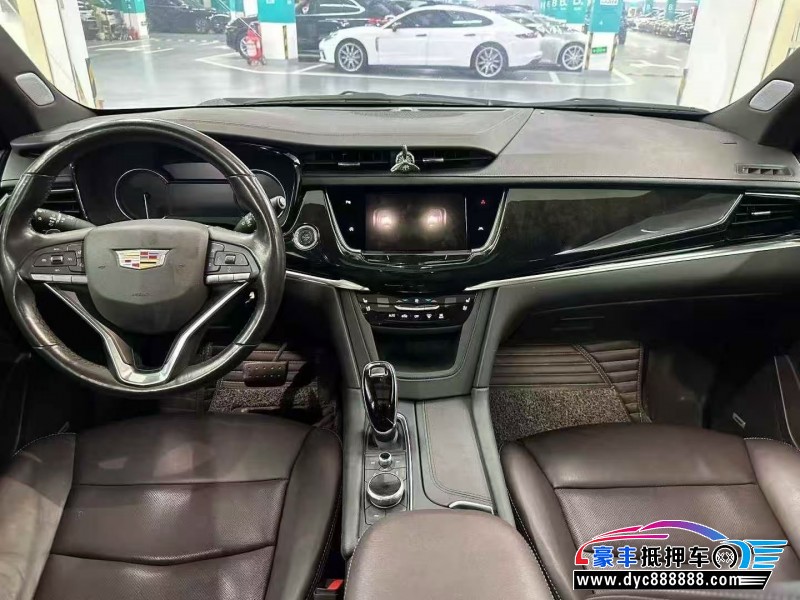 22年凯迪拉克xt6轿车抵押车出售