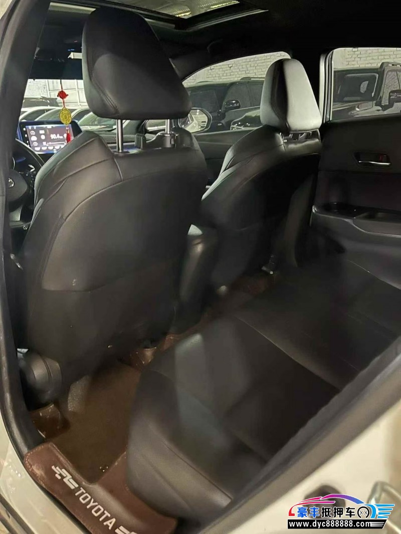 11年丰田奕泽轿车抵押车出售