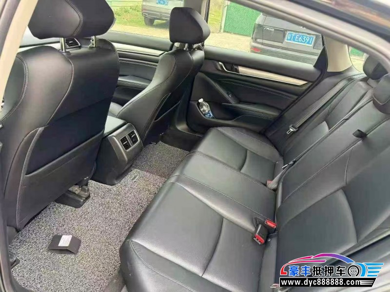 21年本田雅阁轿车抵押车出售