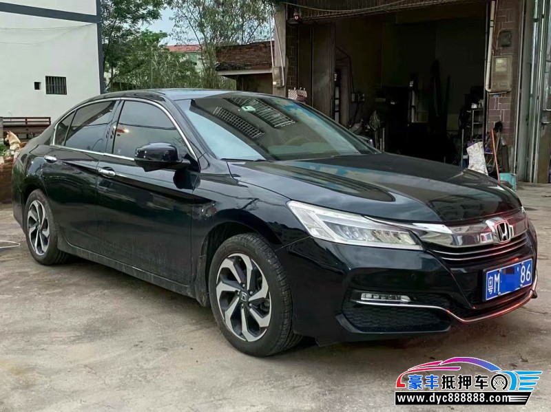 17年本田雅阁轿车抵押车出售