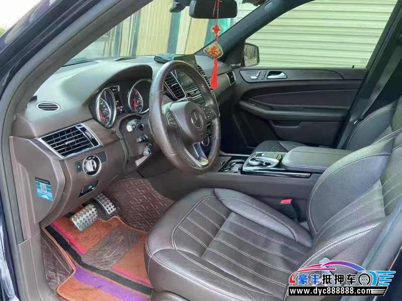 19年奔驰GLE轿车抵押车出售