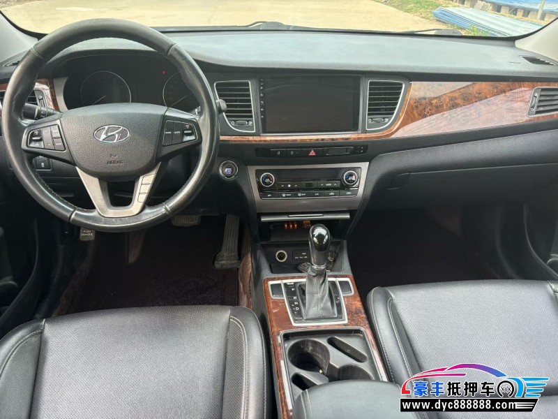 15年现代名图轿车抵押车出售