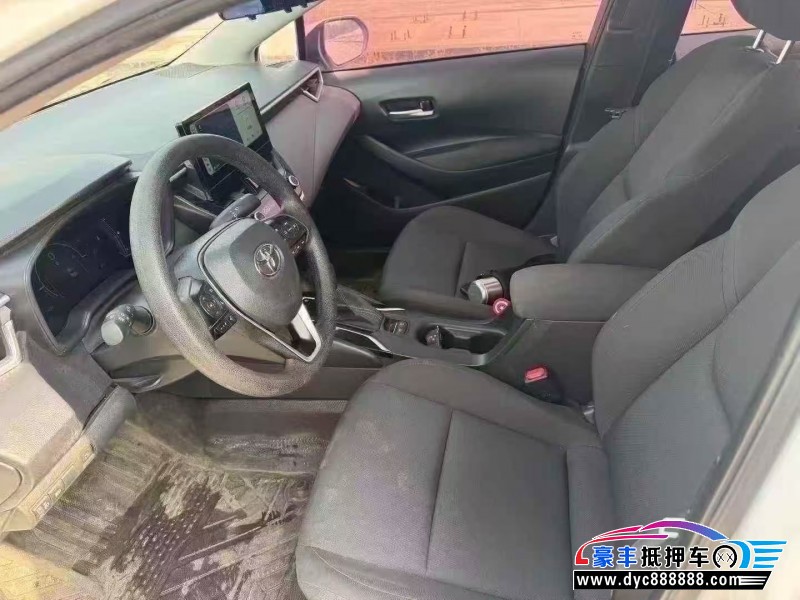23年丰田雷凌轿车抵押车出售