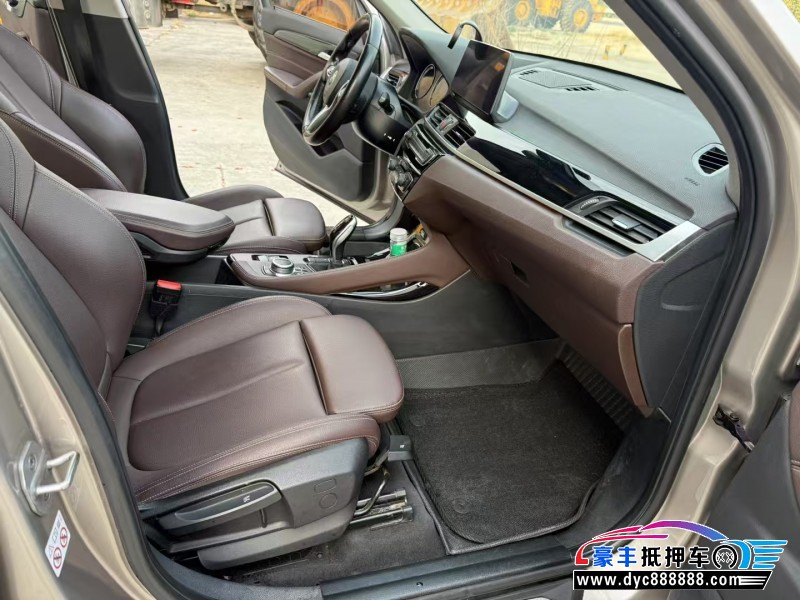 21年宝马X1轿车抵押车出售