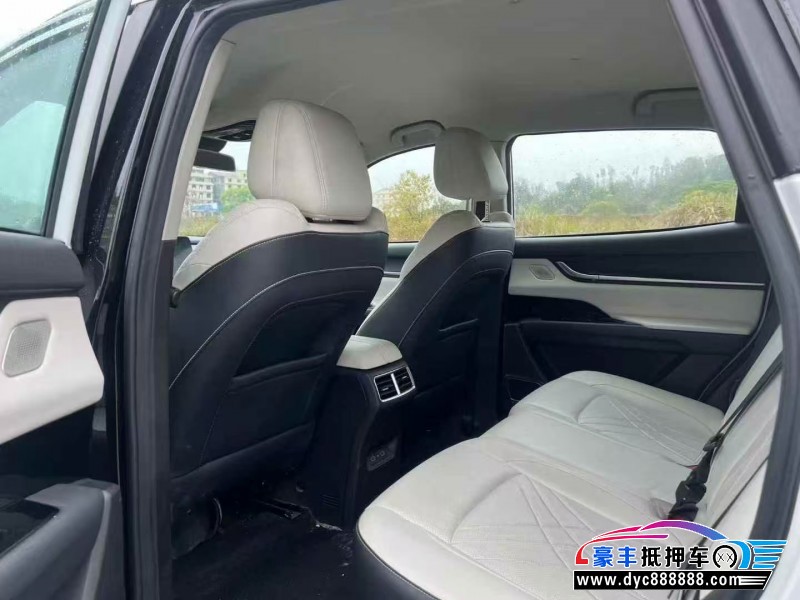 24年奇瑞舒享家轿车抵押车出售