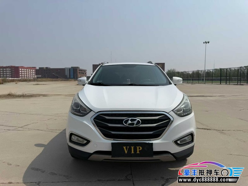 15年现代ix35轿车抵押车出售