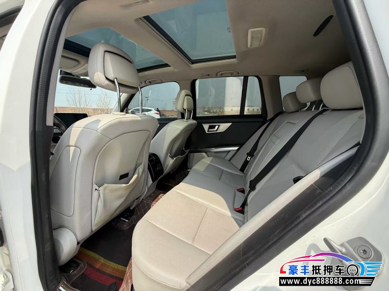 14年奔驰GLK轿车抵押车出售