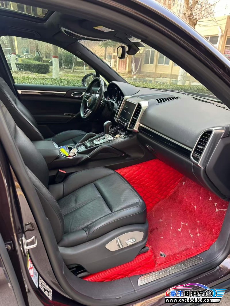 17年保时捷卡宴轿车抵押车出售