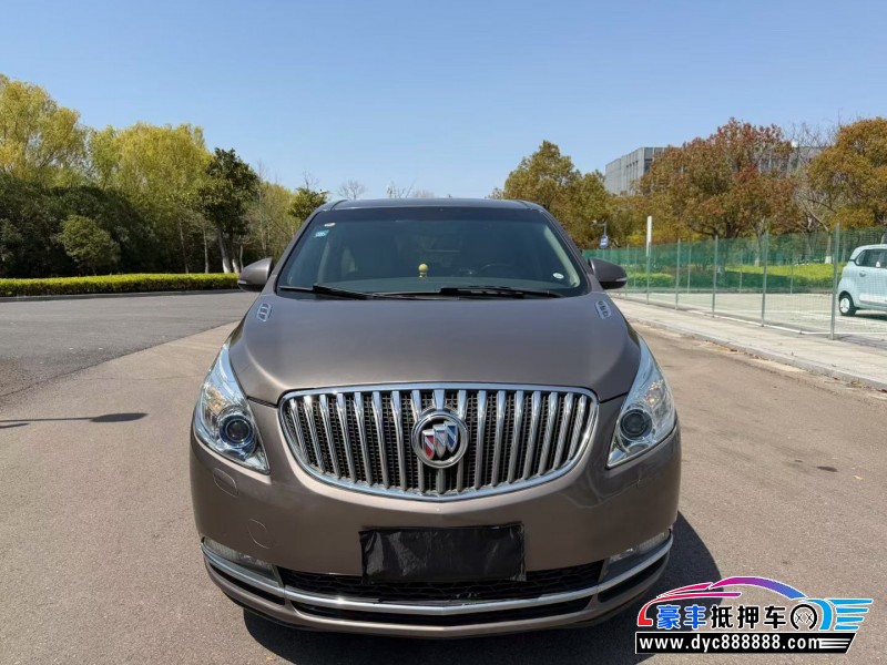 15年别克GL8轿车抵押车出售