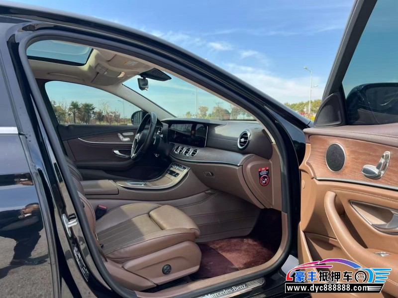 22年奔驰E轿车抵押车出售