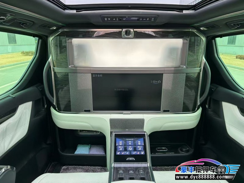 23年雷克萨斯lm轿车抵押车出售