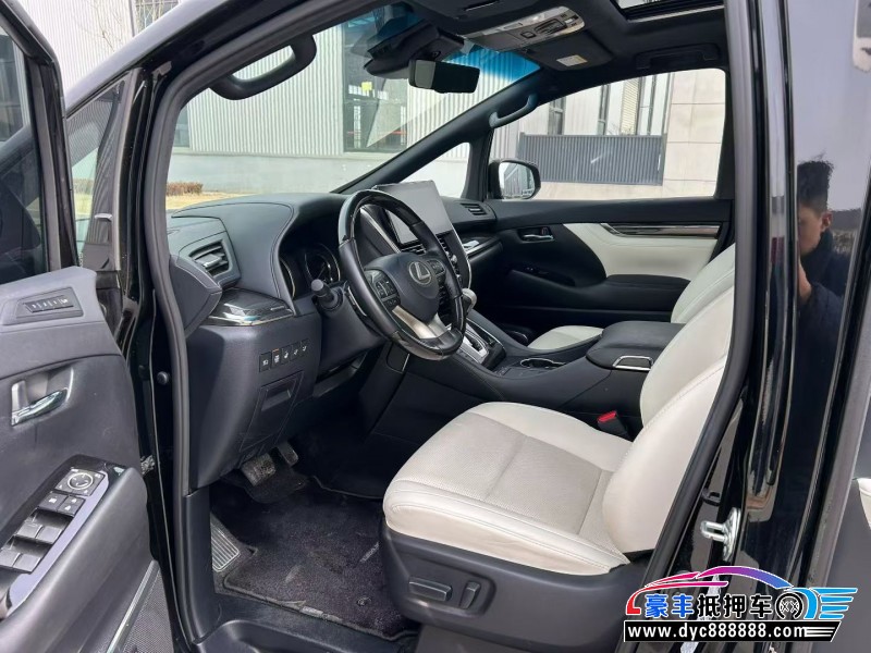 23年雷克萨斯lm轿车抵押车出售