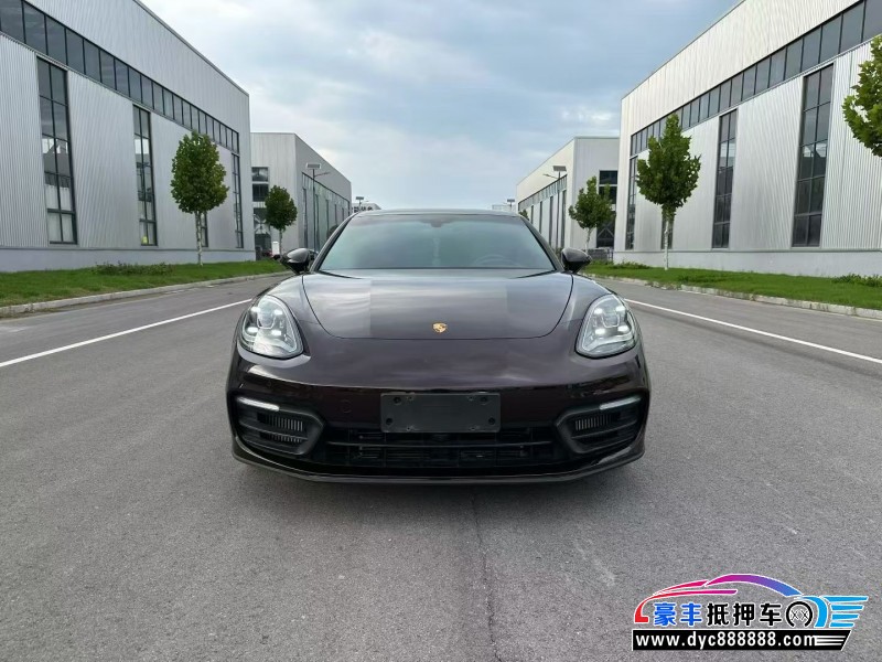 抵押车出售23年保时捷帕纳梅拉轿车
