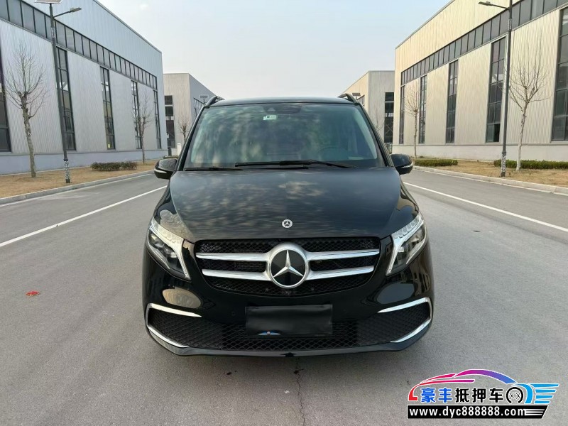 22年奔驰V轿车抵押车出售