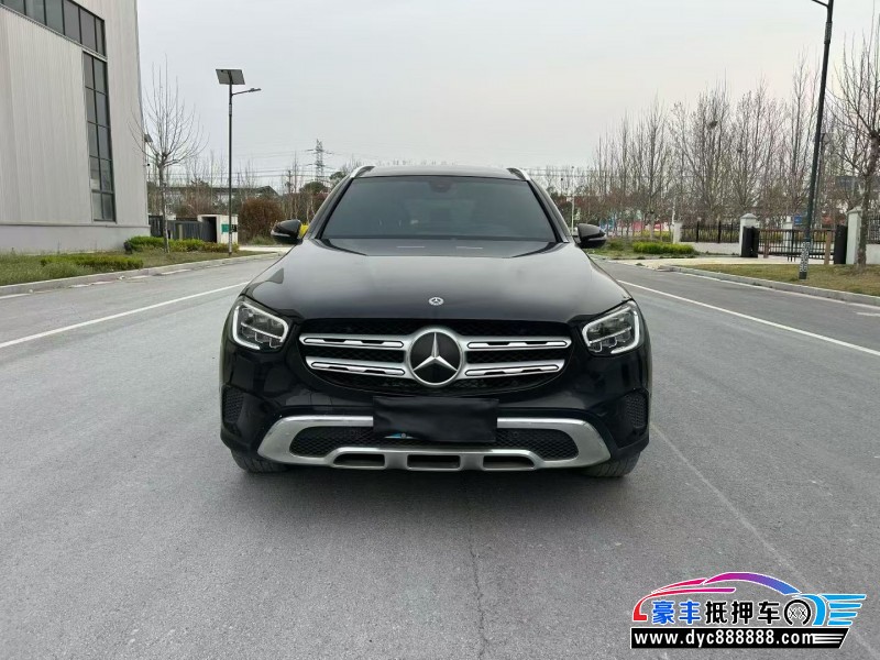 19年奔驰GLC轿车抵押车出售