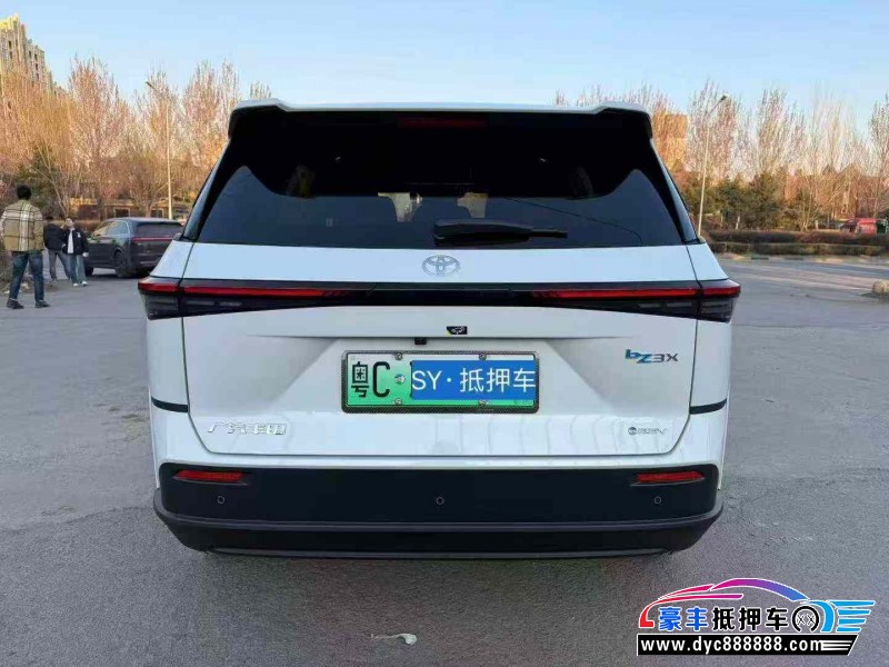 26年丰田铂智轿车抵押车出售