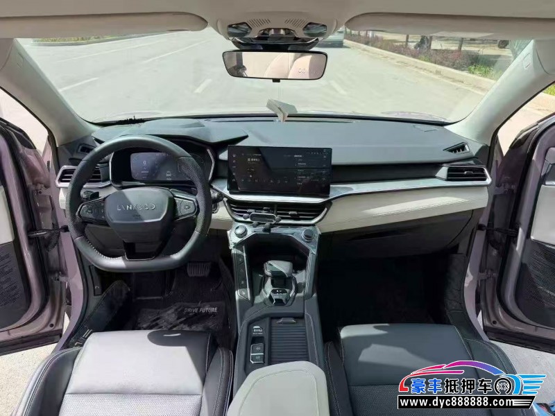 23年领克06轿车抵押车出售