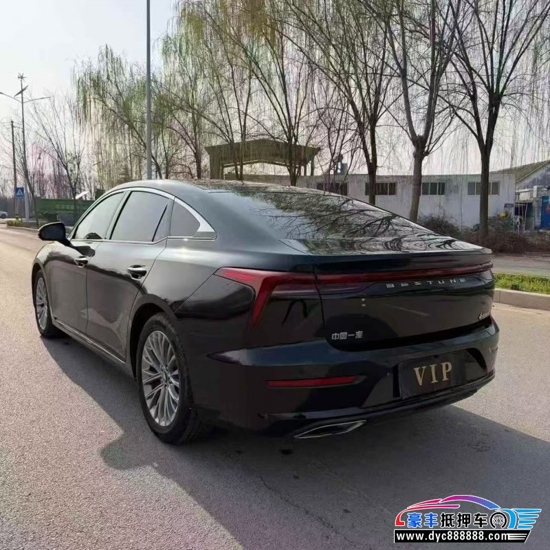 23年奔腾B70轿车抵押车出售