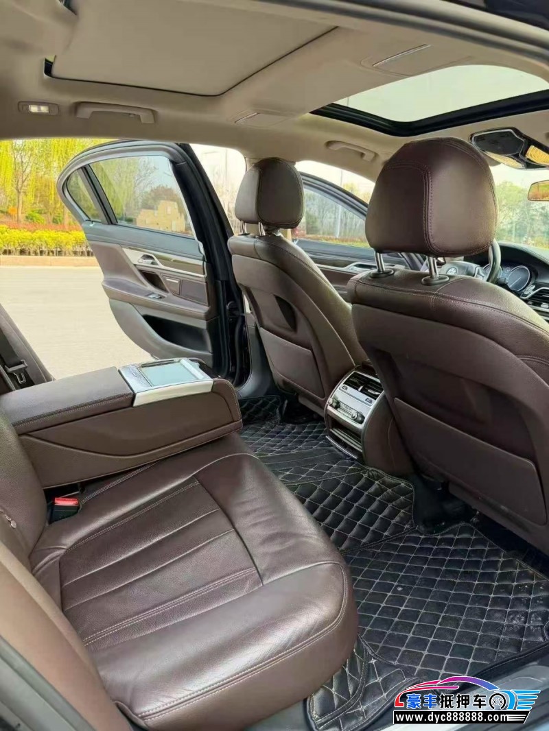 16年宝马7系轿车抵押车出售