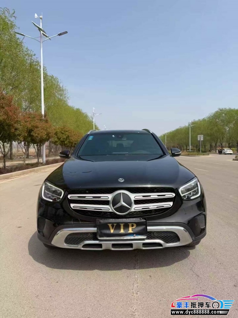 19年奔驰GLC轿车抵押车出售