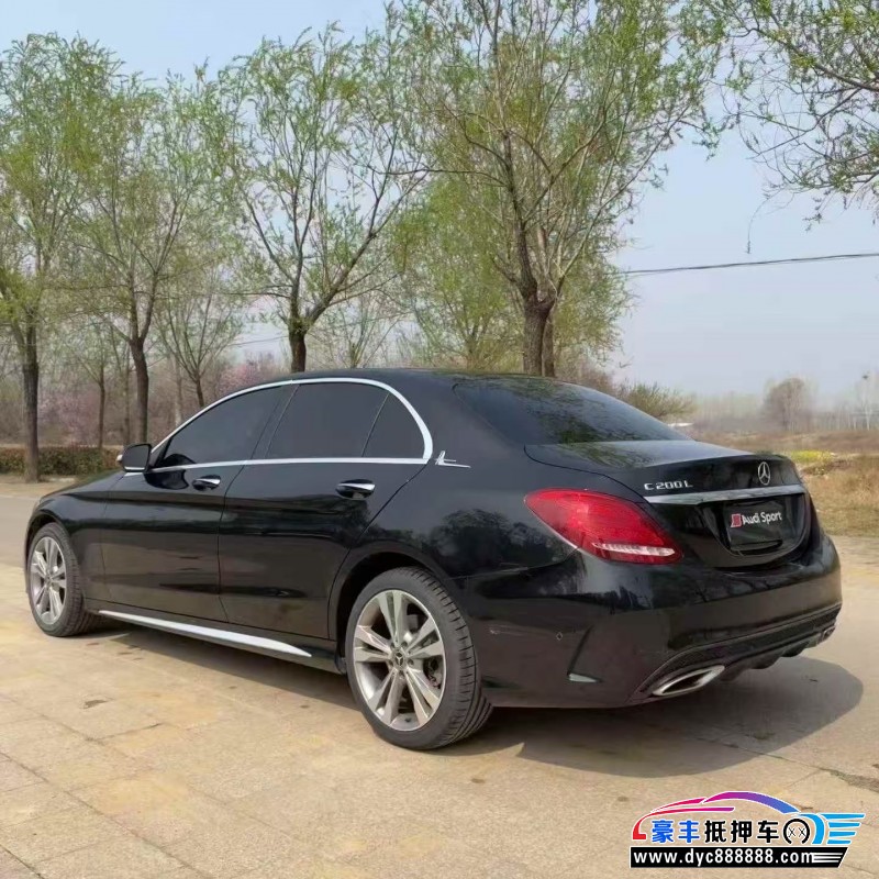 18年奔驰C轿车抵押车出售