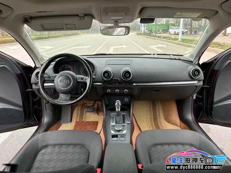 18年奥迪A3轿车抵押车出售