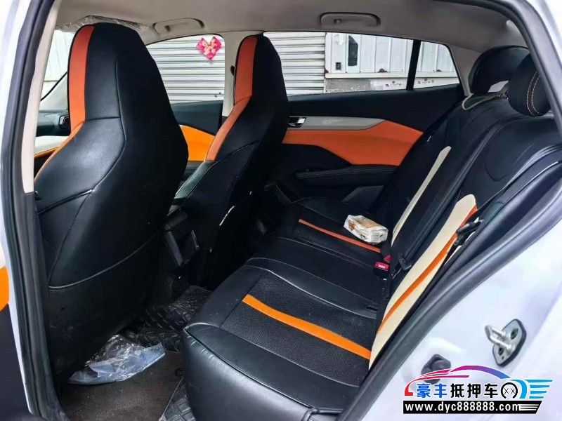 23年东风风神奕炫轿车抵押车出售