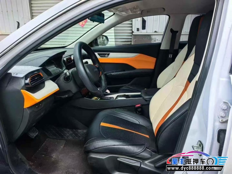 23年东风风神奕炫轿车抵押车出售