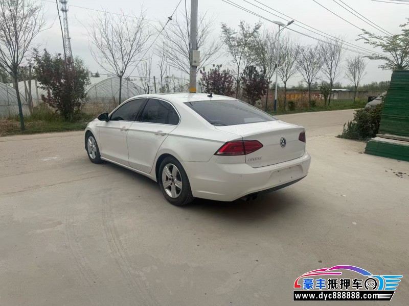 16年大众凌渡轿车抵押车出售