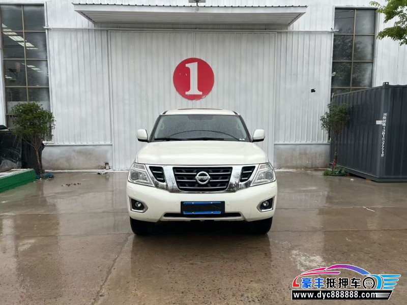 抵押车出售18年日产途乐SUV