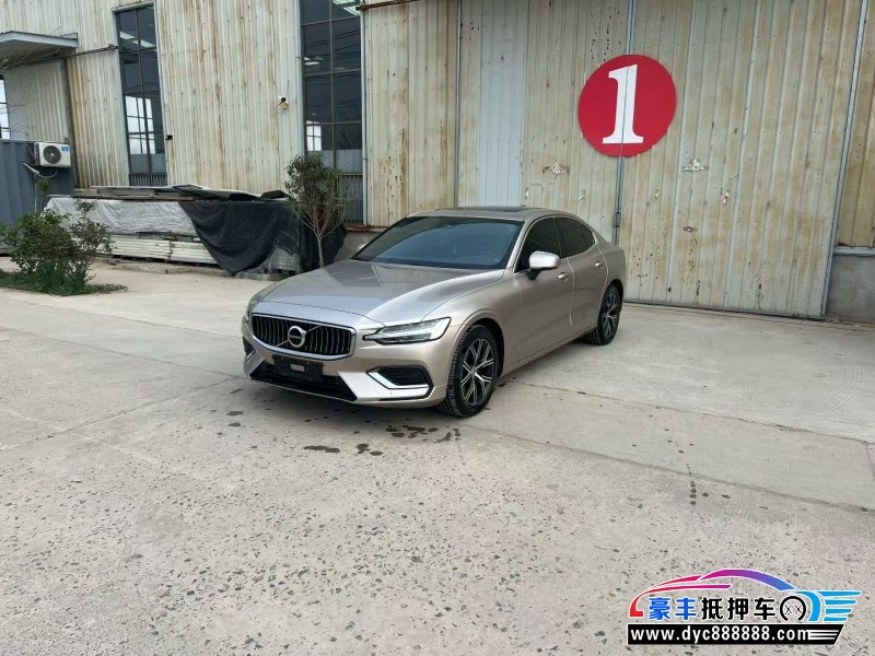 23年沃尔沃S60轿车抵押车出售