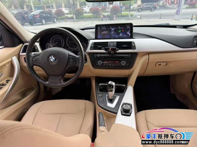 13年宝马3系轿车抵押车出售