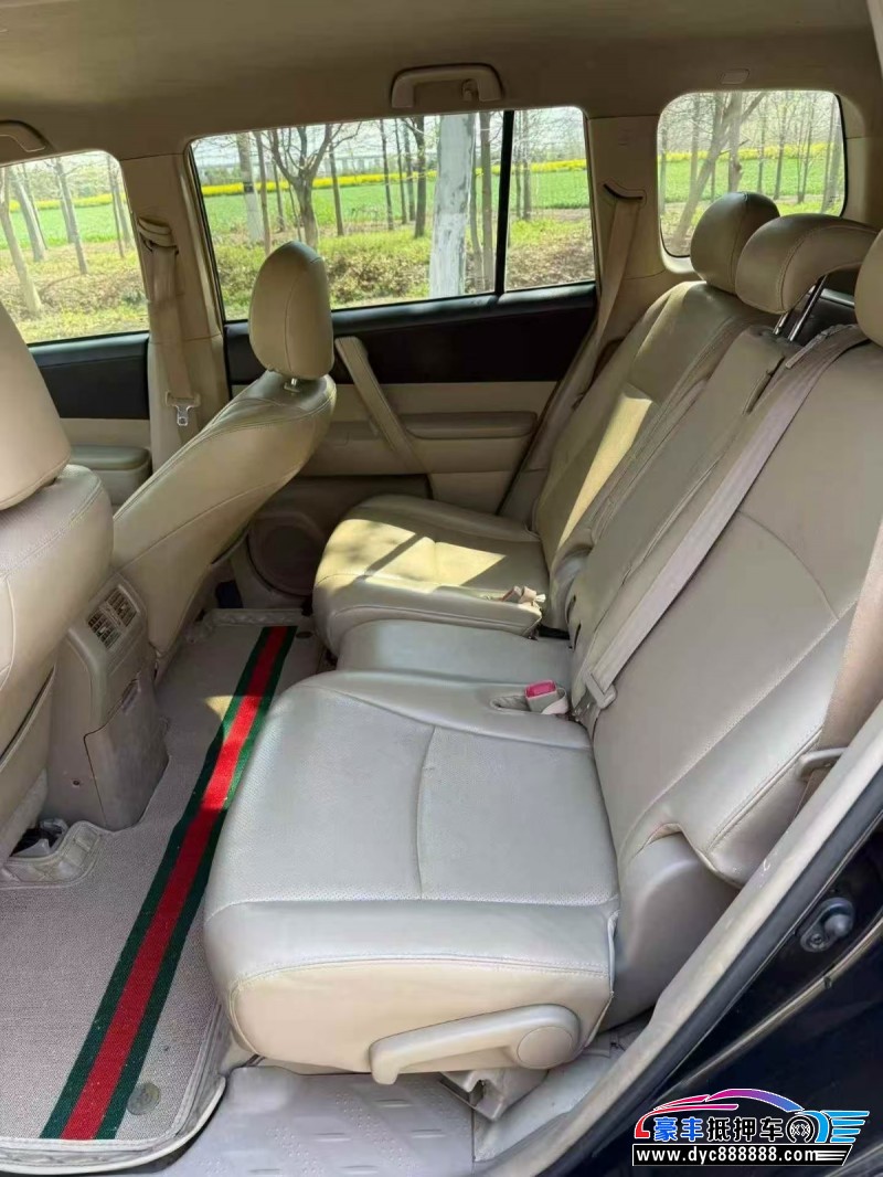 11年丰田汉兰达轿车抵押车出售