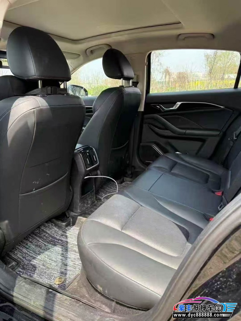 23年奔腾B70轿车抵押车出售